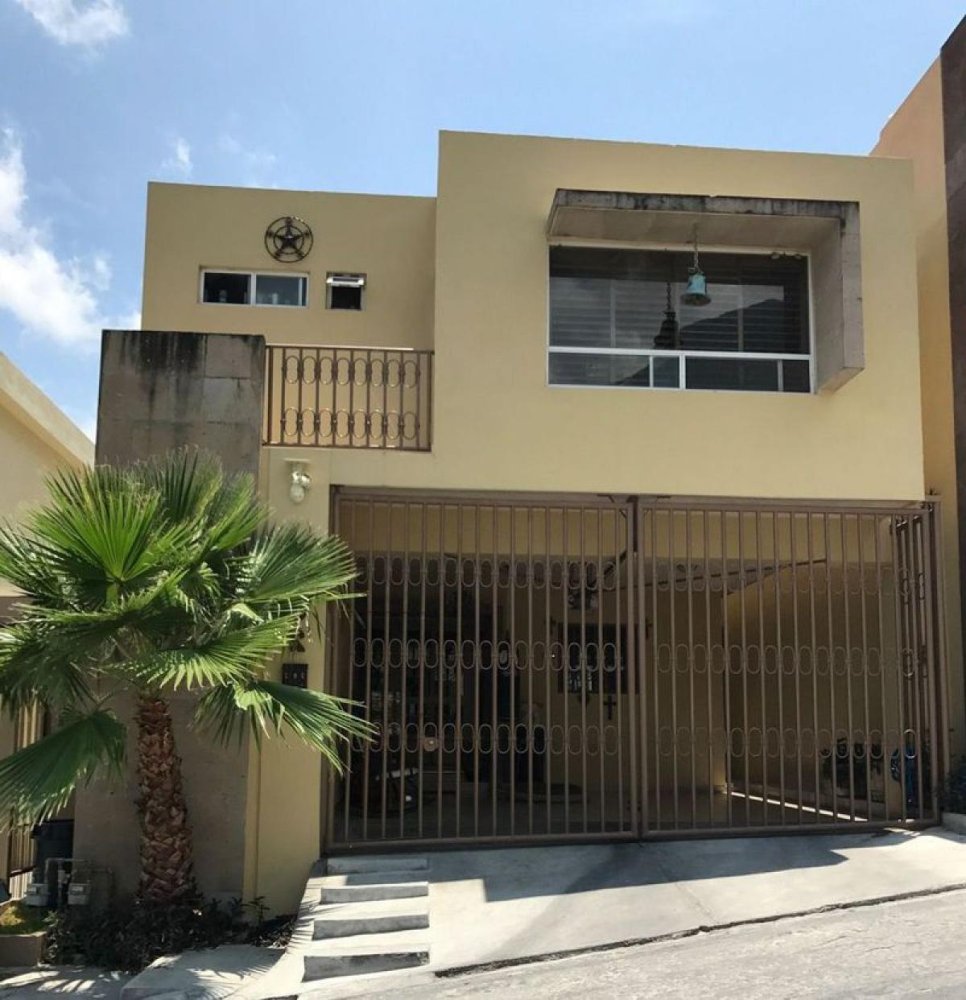 3 bedrooms House in Nuevo Leon, Mexico No. 154056