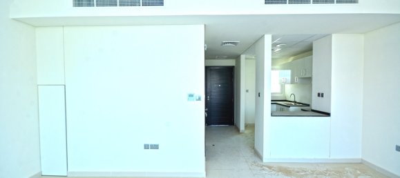 3 bedrooms Villa in Dubai, UAE No. 469 4