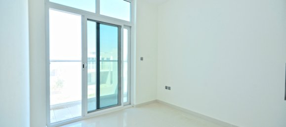 3 bedrooms Villa in Dubai, UAE No. 469 7