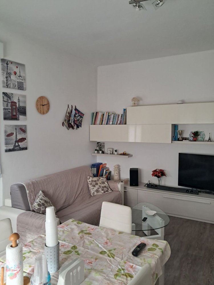 3 bedrooms Apartment in Florence, Italy No. 353138