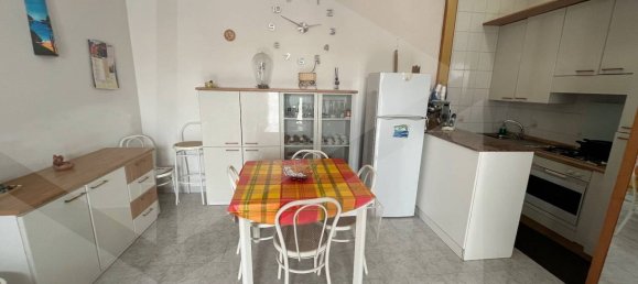 Apartamento de 3 divisões em Molise, Italy N.º 24775 6