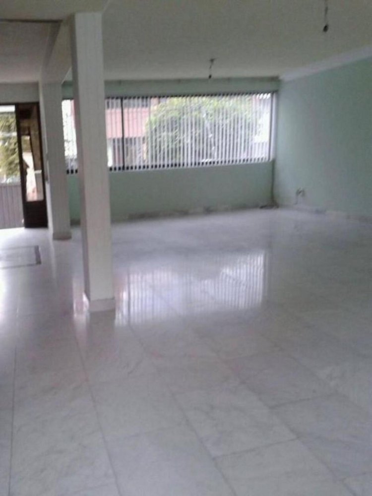 Дом с 4 спальнями в Наукальпан де Хуарес, Мексика № 218737