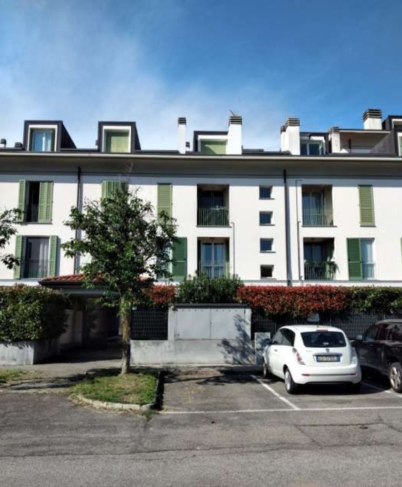 2 rooms Apartment in Villasanta, Italy No. 7799