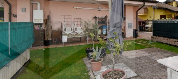 3غرفة شقة في Parabiago, Italy رقم 32777 5