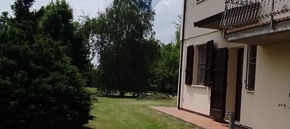 3 bedrooms Villa in Lugo, Italy No. 65613 9