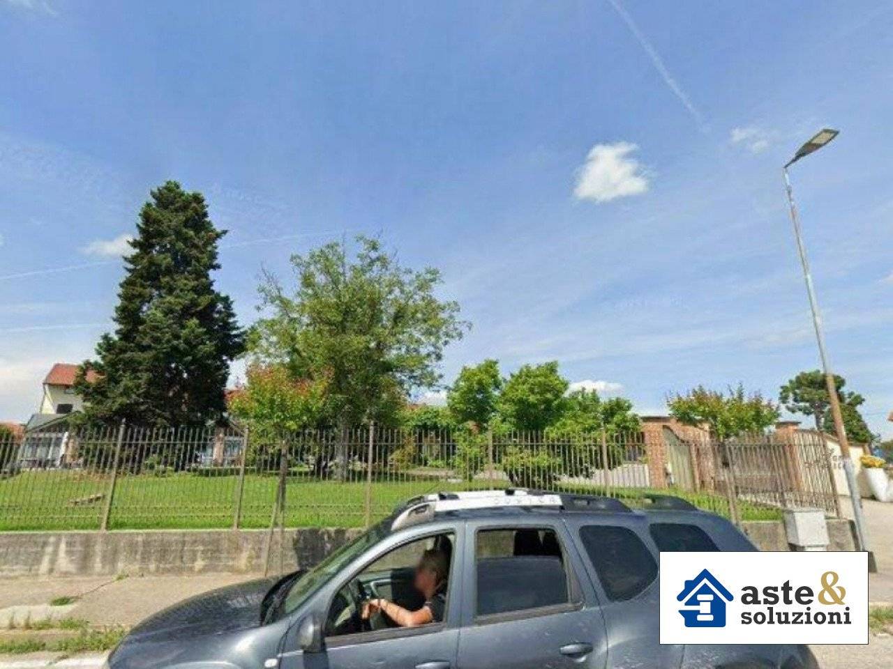  فندق في Riva presso Chieri, Italy 573متر مربع رقم 396988