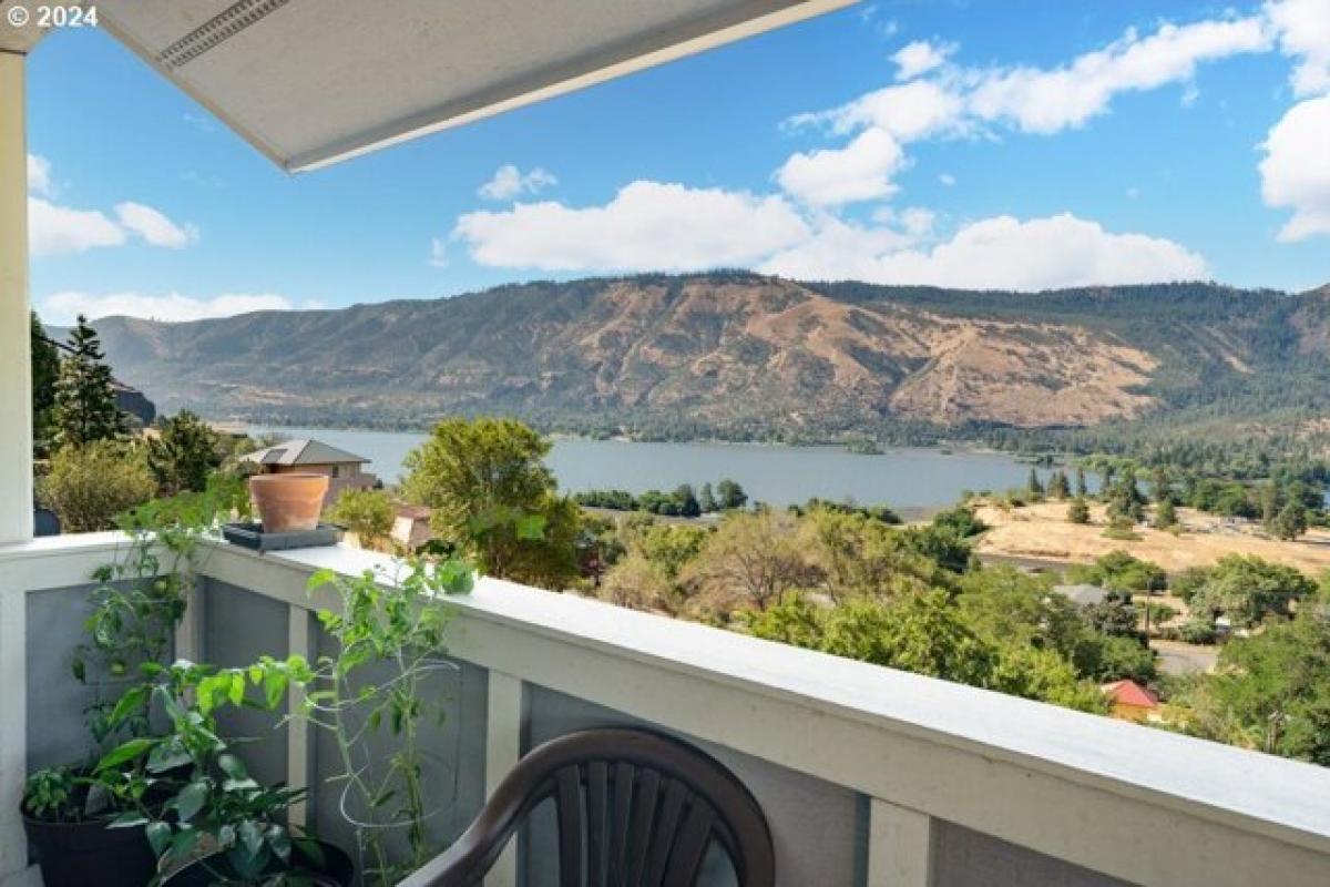 6 bedrooms House in Lyle, USA No. 383885