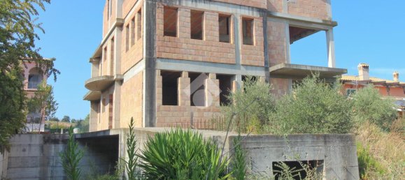 4 غرف نوم فيلا في Mosciano Sant'Angelo, Italy رقم 320778 8