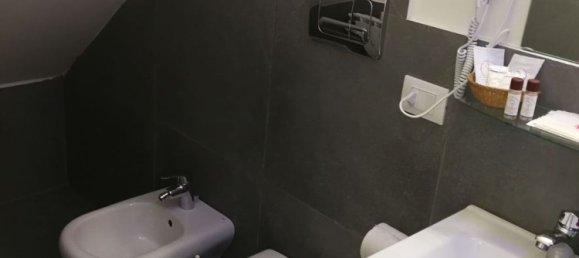 Propriété commerciale à Assisi, Italy 500m² No. 73202 6