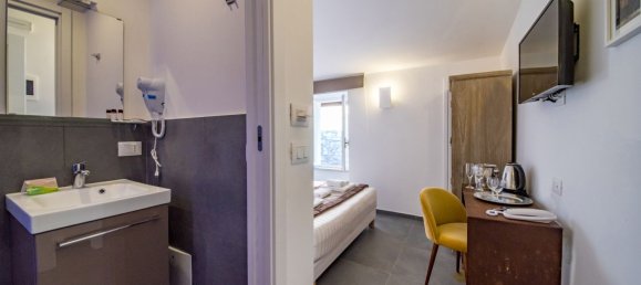 Propriété commerciale à Assisi, Italy 500m² No. 73202 14