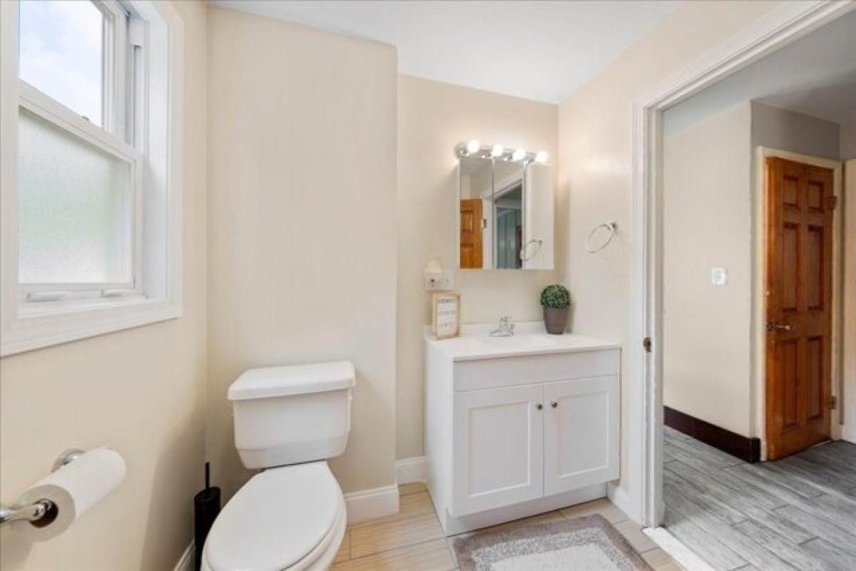 Дом с 7 спальнями в Norwood, США № 284898