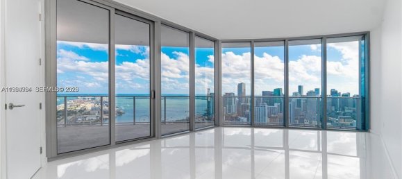 4 Schlafzimmer Gewerbliche Immobilien in Miami, USA, Nr. 615639 23
