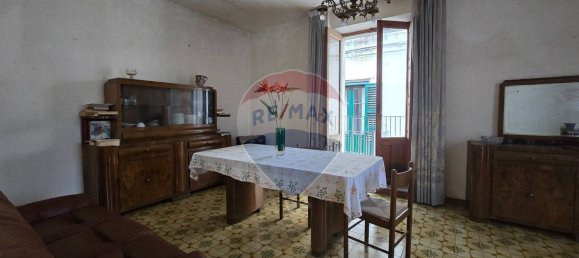 Casa de 8 dormitorios en Giarre, Italy No. 358104 8