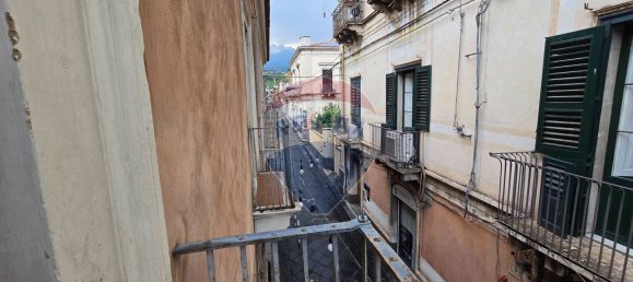 Casa de 8 dormitorios en Giarre, Italy No. 358104 10