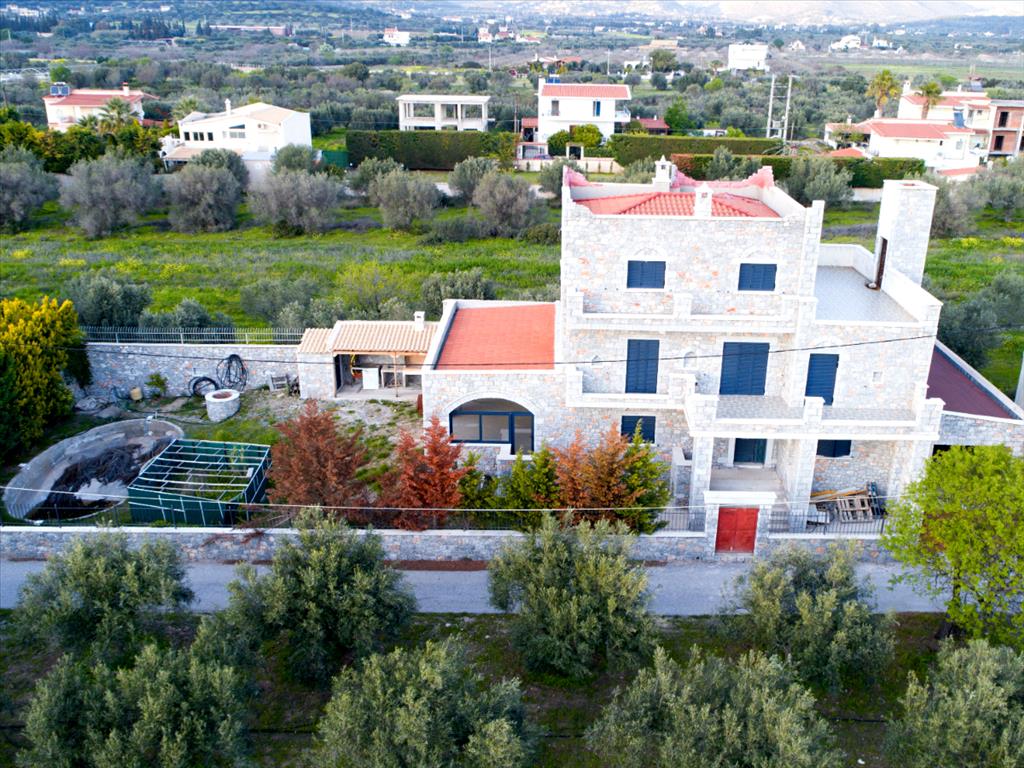 Villa de 3 dormitorios en Anavyssos, Greece No. 5887