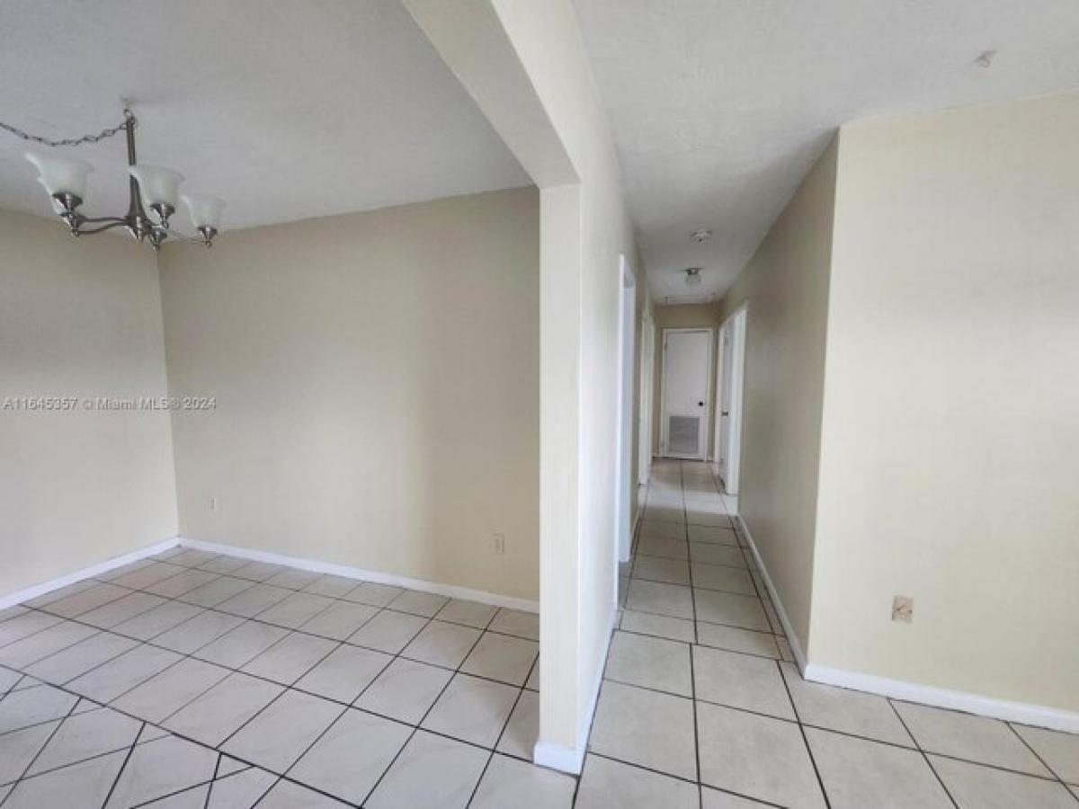 Casa de 3 dormitorios en Miami, USA No. 356482