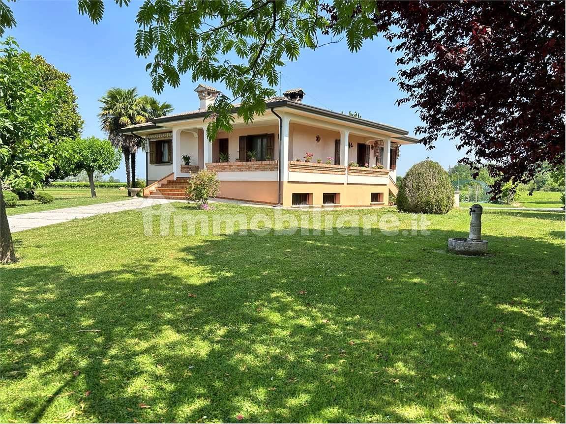 3 غرف نوم فيلا في Pordenone, Italy رقم 263768