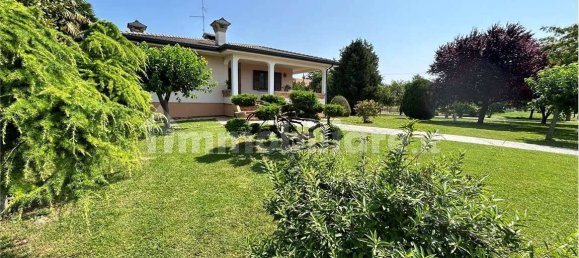 3 غرف نوم فيلا في Pordenone, Italy رقم 263768 42