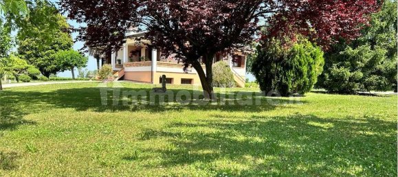 3 غرف نوم فيلا في Pordenone, Italy رقم 263768 45