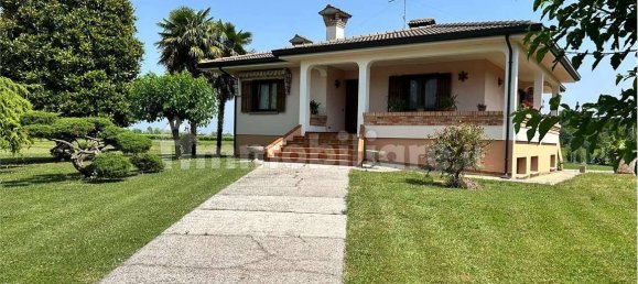 3 غرف نوم فيلا في Pordenone, Italy رقم 263768 2