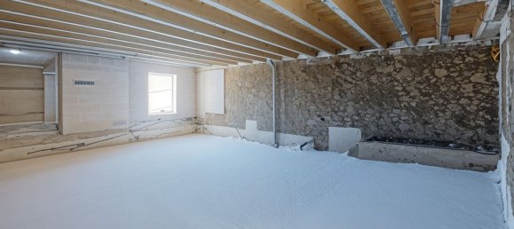 Apartamento de 3 habitaciónes en Sain-Bel, France No. 297378 3