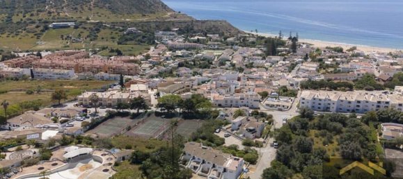 2 bedrooms Townhouse in Luz, Portugal No. 131398 2