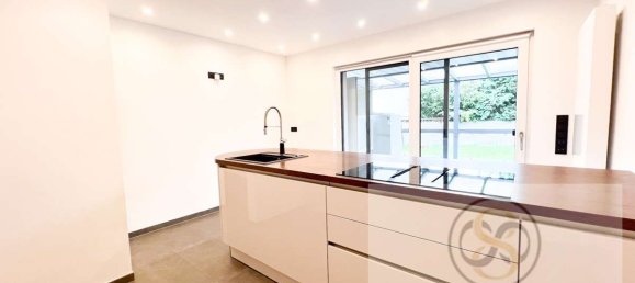 2 Schlafzimmer Haus in Hessen, Germany, Nr. 229368 5