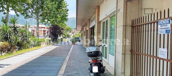 5 rooms Office in Terni, Italy No. 307031 2