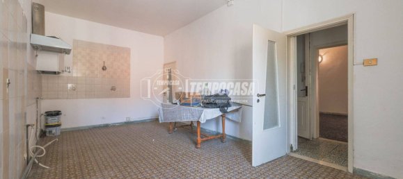 4 bedrooms Apartment in Valsamoggia, Italy No. 274614 16