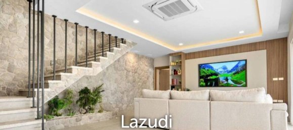 7 bedrooms Villa in Pattaya, Thailand No. 25201 7