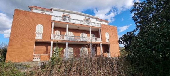 Apartamento de 7 habitaciónes en Ardea, Italy No. 15049 6