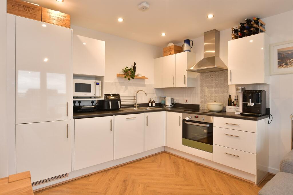 2 Schlafzimmer Wohnung in Essex, United Kingdom, Nr. 3985