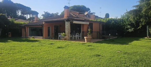 5 bedrooms Villa in Rome, Italy No. 338044 2