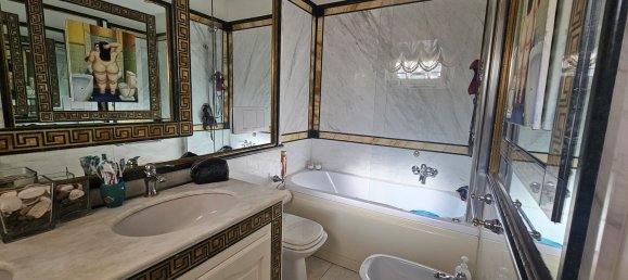 5 bedrooms Villa in Rome, Italy No. 338044 15