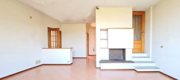 Villa de 4 habitaciónes en Roddi, Italy No. 38107 8