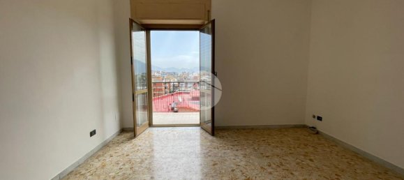 Квартира с 2 спальнями в Скафати, Италия № 291863 5