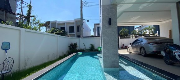 4 bedrooms House in Chiang Mai, Thailand No. 27081 2