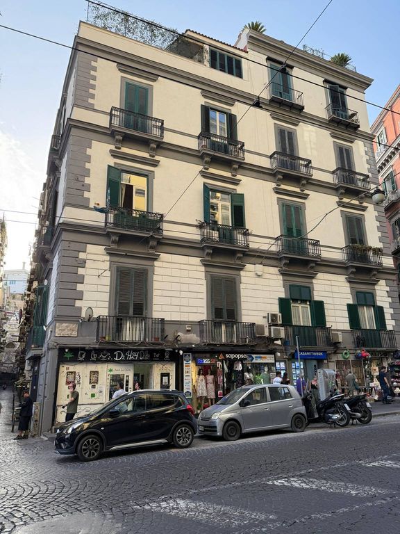 3 غرف نوم شقة في Naples, Italy رقم 358875