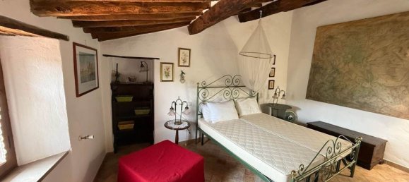 2 rooms Apartment in Sassetta, Italy No. 274732 9