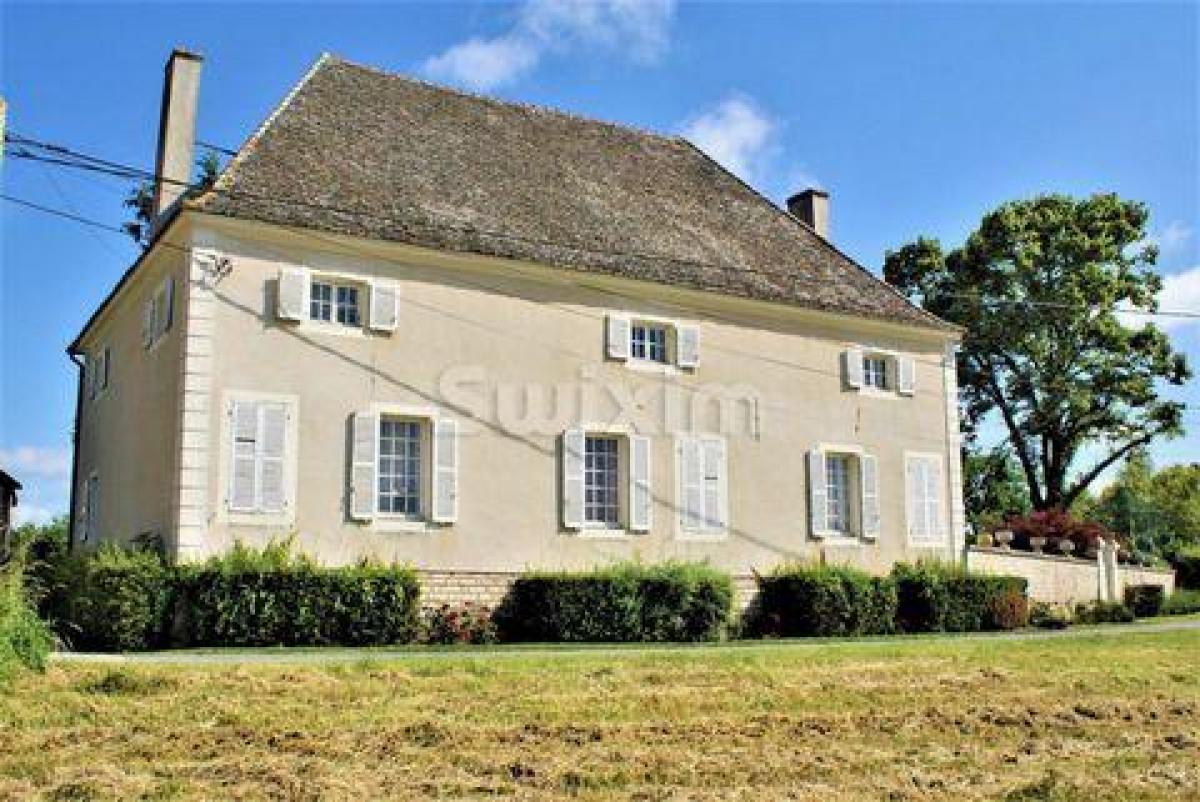 5 bedrooms Shop in Beaune, France No. 18607