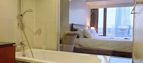 Condominio de 2 dormitorios en Sathon, Thailand No. 4504 15