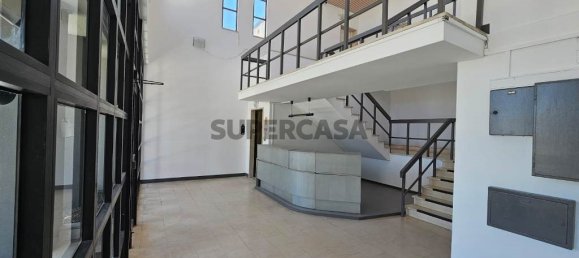 Офис 400м² в Оэйраш, Португалия № 157599 9