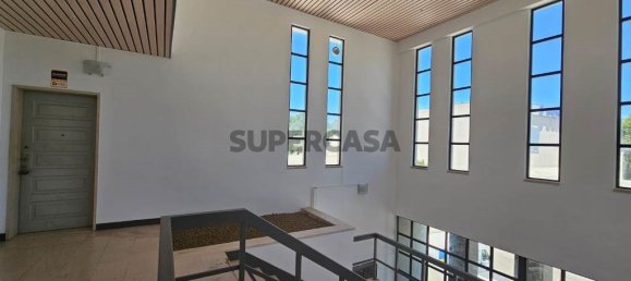 Офис 400м² в Оэйраш, Португалия № 157599 5