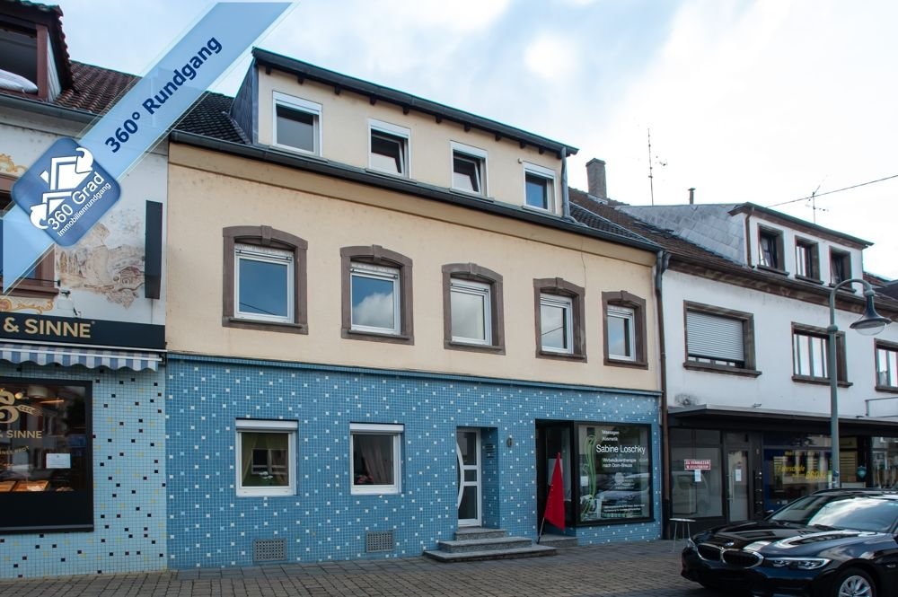 9 rooms Building in Saarland, Germany No. 10807