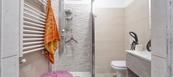 Квартира с 3 комнатами в Бреньяно, Италия № 179820 13