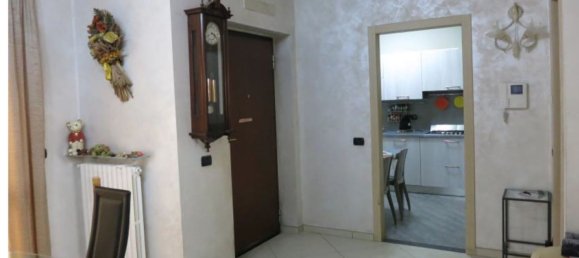 5-salle Villa à Limbiate, Italy No. 270760 9