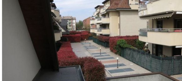 5-salle Villa à Limbiate, Italy No. 270760 19