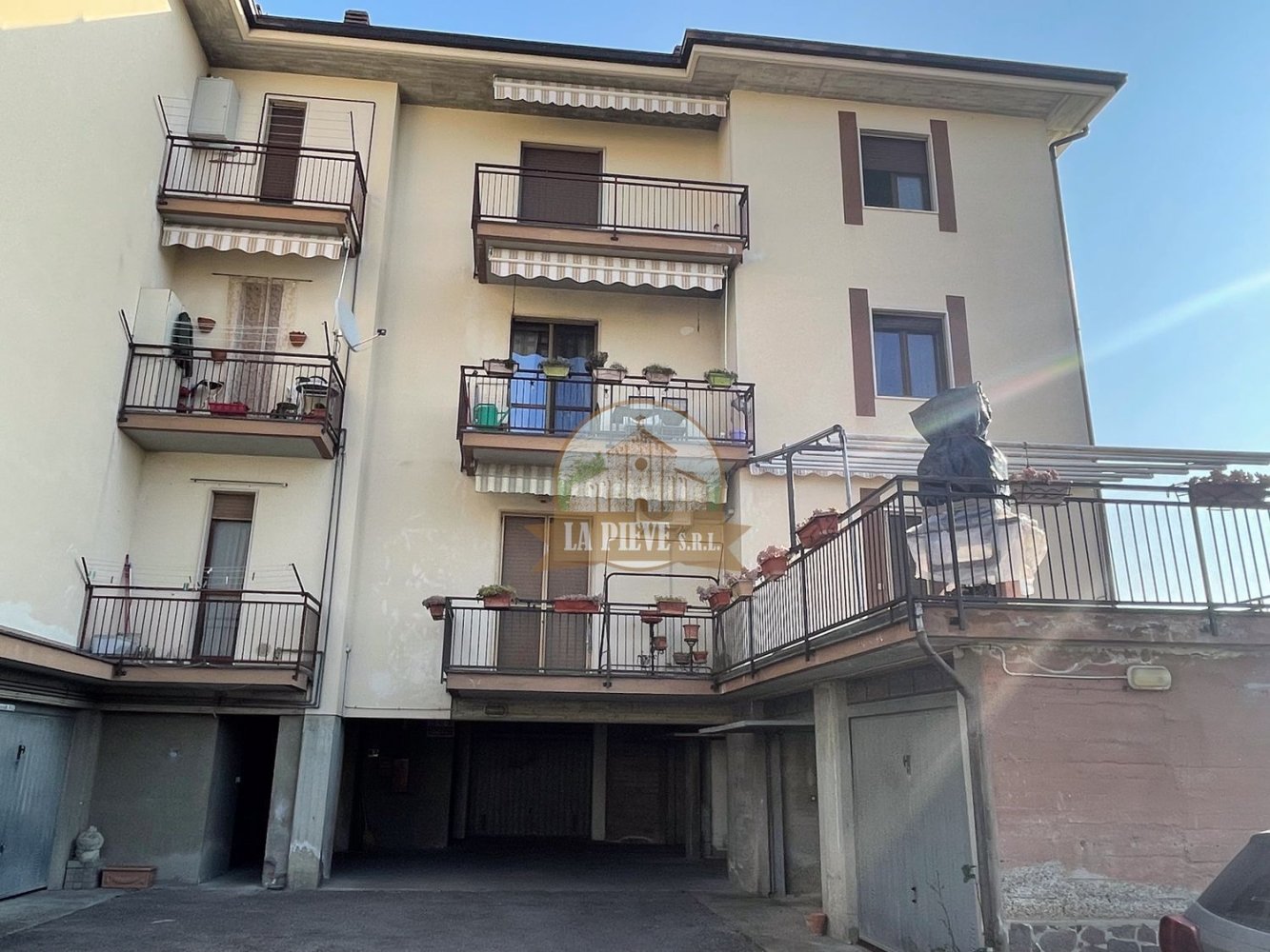 Квартира с 5 комнатами в Вигуццоло, Италия № 130045