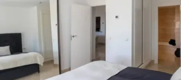 2 bedrooms Penthouse in El Paraiso, Spain No. 141988 17