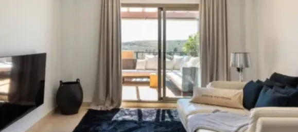 2 bedrooms Penthouse in El Paraiso, Spain No. 141988 4